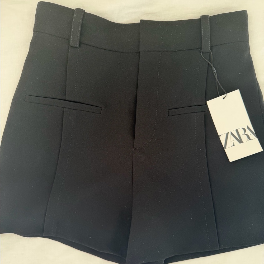 Zara Women's High Waist Black Shorts